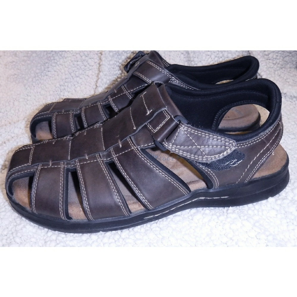 Dockers brown memory foam sandals - Picture 2 of 3